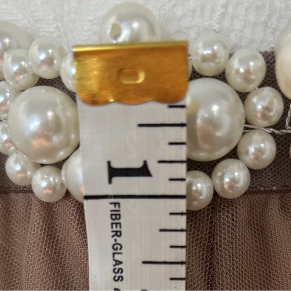 Elegant Pearl Beaded Belt - Picture 4 of 6